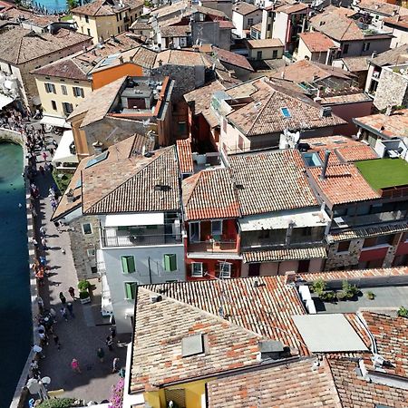 Locanda Carolina Mastino Scala Sirmione Bagian luar foto